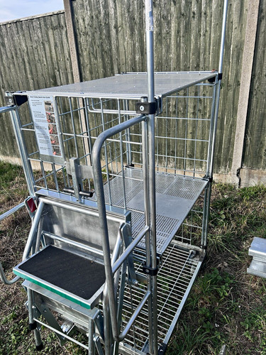 Rolling access platform tower - rolling,